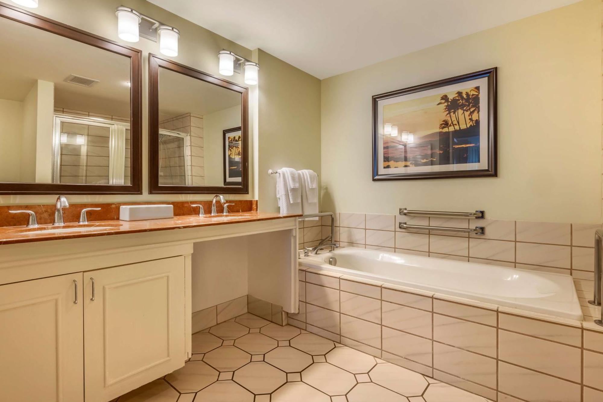 Resort Hilton Vacation Club The Point At Poipu Kauai 3*